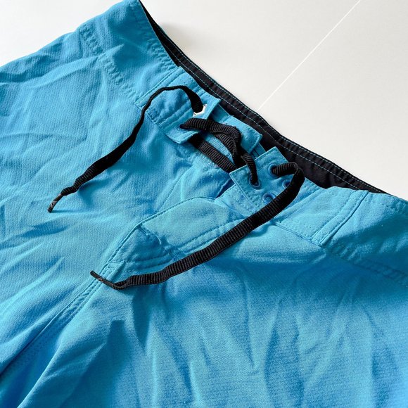 Quicksilver Board Shorts (Size 28) - Picture 2 of 5